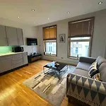 1 Bedroom In St James Piccadilly Hy10