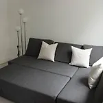 2 Bedroom Central London Apartment Modern And Stylish
