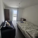 Hippersley Point, Tilston Bright Square, Abbey Wood, London Se2 9Dr, Uk