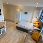 Shoreditch / Brick Lane - Studio