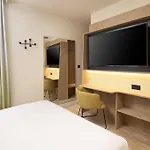 Hampton By Hilton London Old Street