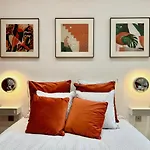 Beautiful 2 Bed Flat In South Kensington