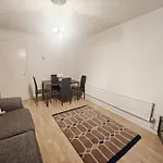City Airport Apartment