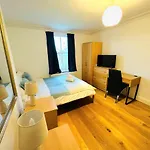Cosy Home In Kensington - Great Location! 3 Minutes Walk To Earl\'S Court Station