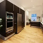 The Hyde Park Scenery - Elegant 4Bdr House With Study Room