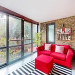 Stunning 2 Bed Apartment With View Of The Shard