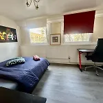 Bow Rooms