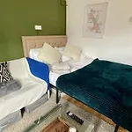 Fulham Studio Flat