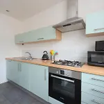 Modern Luxury Apartment By Bow Road Station
