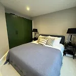 Elegant 1Bd Hidden Gem Wprivate Patio Fulham!