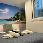 Comfy Private Bedrooms Near Euston, Central London