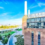 Stunning 2-Bed Apartment In London By 53 Degrees Property, City Centre, Amazing Views!
