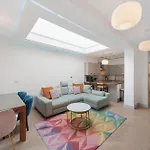 The Pearl - Luxury 5* Home With Park View