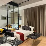 Amazing Cosy Apartment, Next To O2 Arena And Close To London Excel, Secure Parking