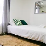 Central Ground Floor Flat Free Parking