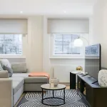 Urban Chic - Drury