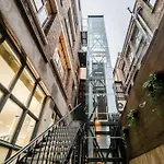 3 Bed 2 Bath Penthouse Hoxton Square With Terrace