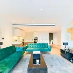 Luxury 3 Bedroom Battersea Power