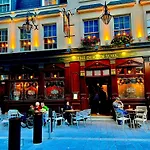 London Victoria Belgravia House