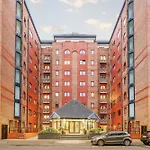 Beautiful 1 Bed On The River
