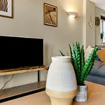 Gorgeous Flat, Perfect For Family/Large Group