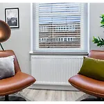 New And Modern Flat In London!