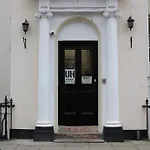 Urbany Hostel London 18-40 Years Old