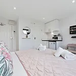 Crystal Palace Stays - Se20