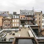 Stylish & Peaceful Covent Garden Apartment