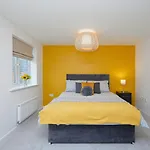 Stylish, 2 Bed Apartment, Muswell Hill