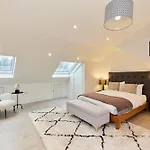 The Redbridge Sanctuary - Spacious 3Bdr House With Garden