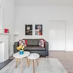 White Piccadilly Luxury Flat