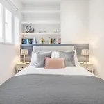 Bright & Modern 2-Bed Notting Hill Apartment
