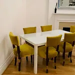 2 Bedroom Flat In Diplomatic Enclave In Kensington