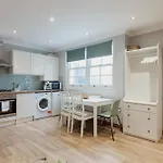 Kensington Nest Flat