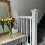5 Bed 5Mins From Wembley Stadium