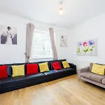 Larger Groups Apartment With Garden And Parking