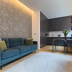 Mirabilis Apartments - Bayham Place