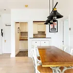 Converted Brewery Apartment With Terrace