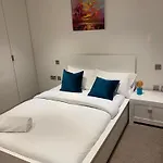 Cosy Long Term Apartment