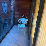 Cosy Long Term Apartment