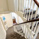 1Br Chic Covent Garden Retreat