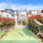 Cosy 2Bed Garden Flat In Wimbledon Near The Tube