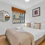 Mysquare Mansion House Apartment Queens Quay