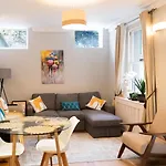 Cozy And Comfy Flat In Earls Court
