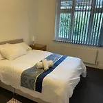 5 Bed 5Mins From Wembley Stadium