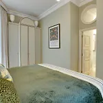 Designer Retreat By Green Park