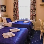 Blades Hotel