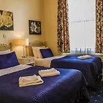 Blades Hotel