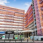 Spacious 2 Bed Flat - Woolwich - Elizabeth Line